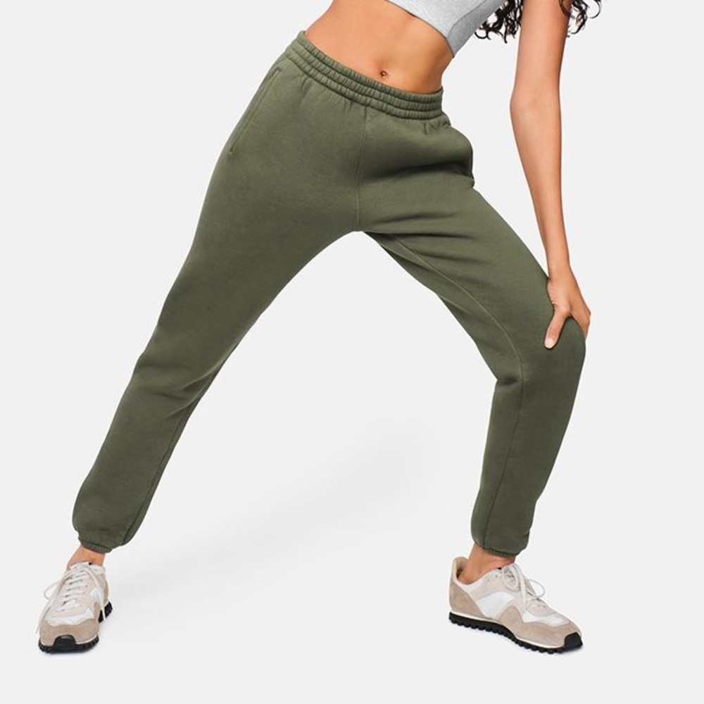 Outdoor voices green nimbus sweats xs